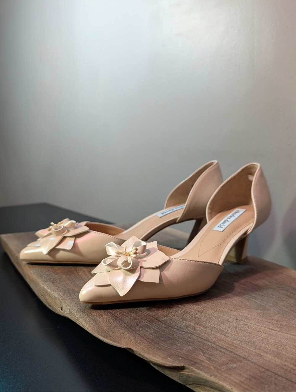 Charles David Blush Pink Floral D'Orsay Mid Heels